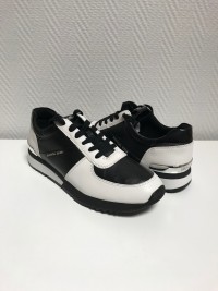MICHAEL KORS Allie Leather Sneaker